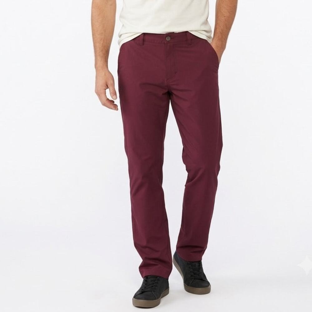 Under Armour Golf Chino Pants Men's 34x32 Burgundy Stretch Flat Front Straight